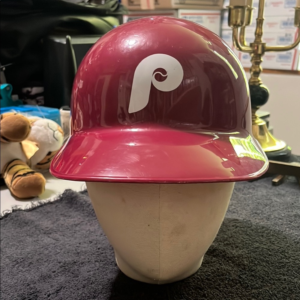 Vintage 1969 Philadelphia Phillies Laich Sports Baseball Helmet